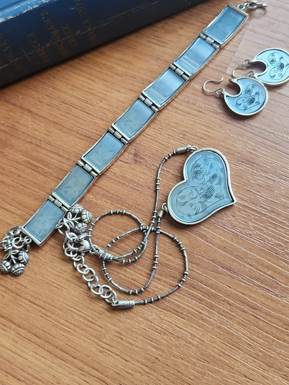 Brighton Necklace, Earrings, Bracelet Set - Picture 5 of 6